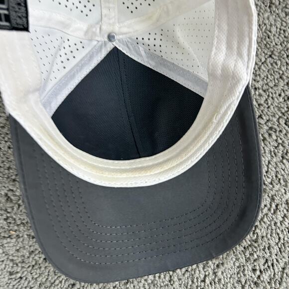 Huk Hat Cap Snap Back Mens One Size Gray White Performance Fishing Trucker Mesh - Picture 9 of 10